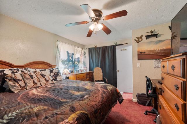 58 Mcintyre Rd, Oxford, MA 01507