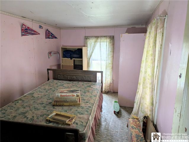 352 South Main Street, Jamestown, NY 14701