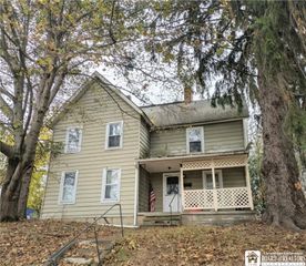 352 South Main Street, Jamestown, NY 14701
