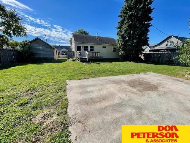 920 E 2nd Street, Fremont, NE 68025