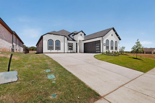 977 Bandon Dunes Drive, Fort Worth, TX 76028