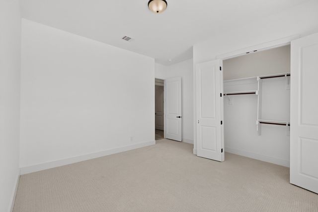 977 Bandon Dunes Drive, Fort Worth, TX 76028
