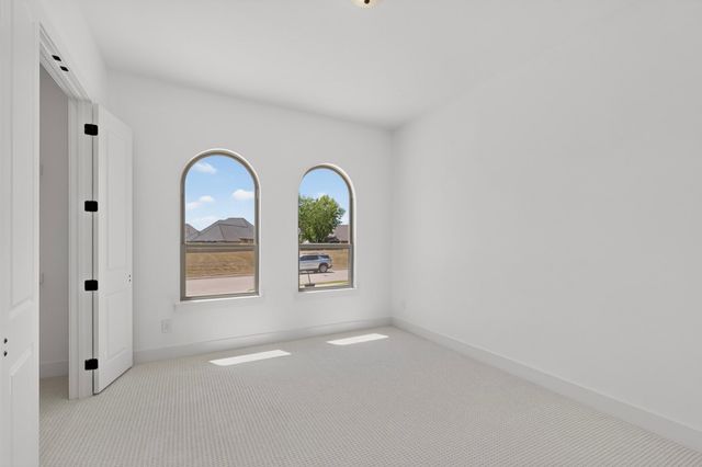 977 Bandon Dunes Drive, Fort Worth, TX 76028