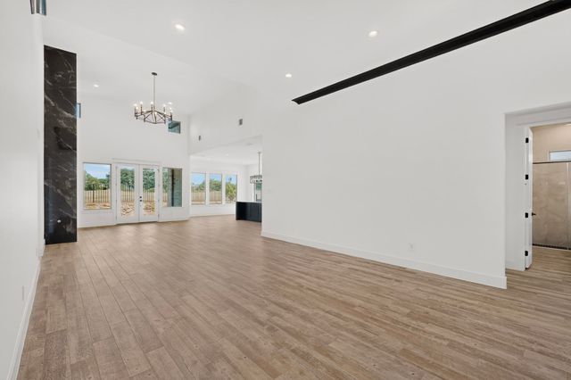 977 Bandon Dunes Drive, Fort Worth, TX 76028