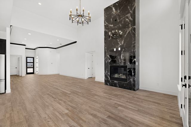 977 Bandon Dunes Drive, Fort Worth, TX 76028