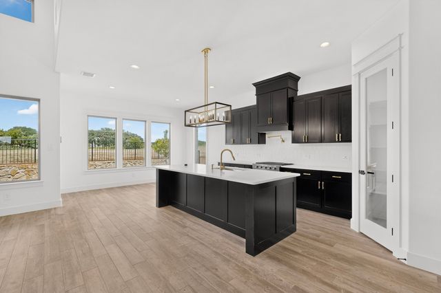 977 Bandon Dunes Drive, Fort Worth, TX 76028