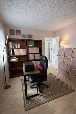 19804 NW 67th Ct, Hialeah, FL 33015