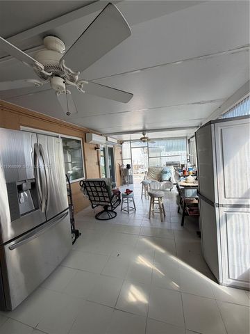 19804 NW 67th Ct, Hialeah, FL 33015