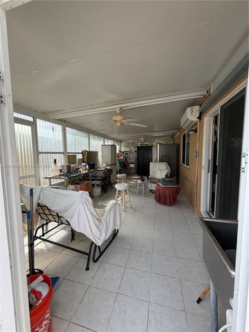 19804 NW 67th Ct, Hialeah, FL 33015