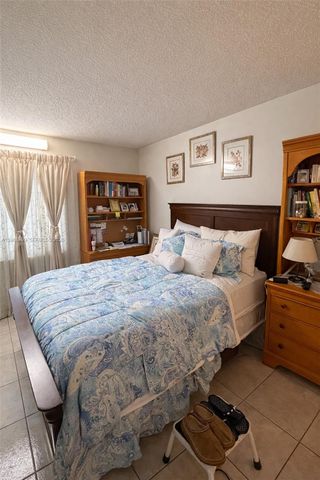 19804 NW 67th Ct, Hialeah, FL 33015