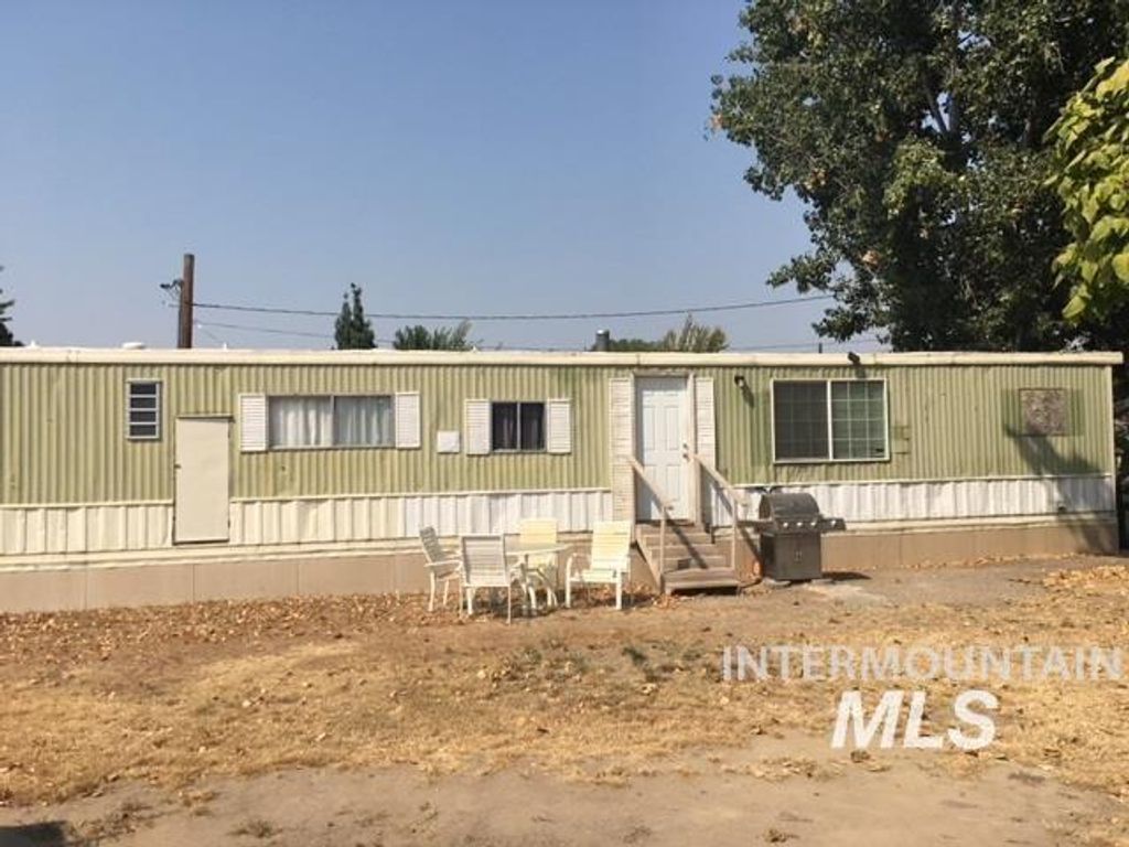 929 N 8th St, Payette, ID 83661 photo 3