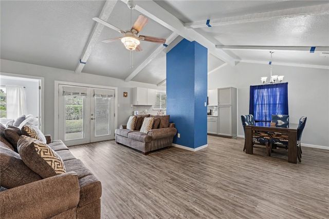 2010 Sean Dr, Corpus Christi, TX 78412