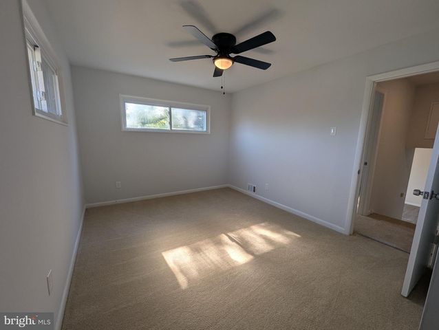 6327 WILLOWOOD LN, Alexandria, VA 22310