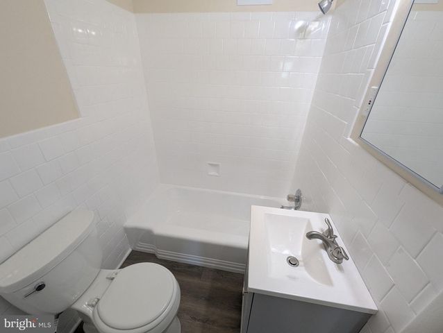 6327 WILLOWOOD LN, Alexandria, VA 22310
