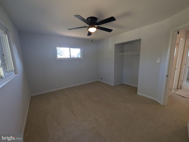 6327 WILLOWOOD LN, Alexandria, VA 22310