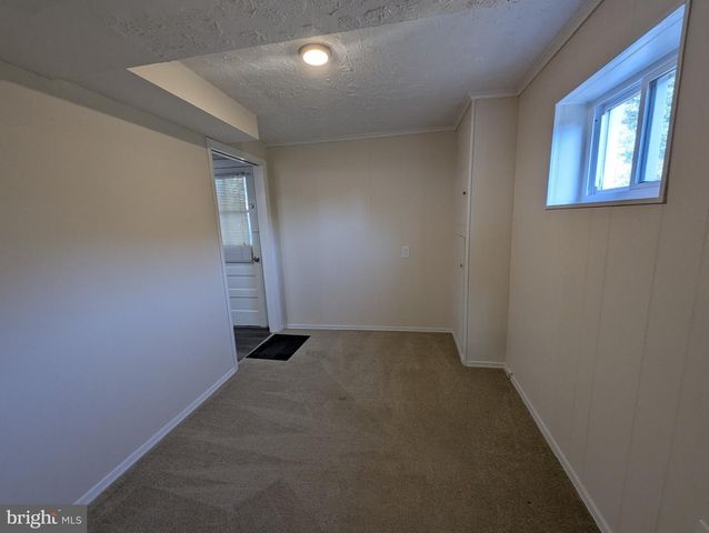 6327 WILLOWOOD LN, Alexandria, VA 22310