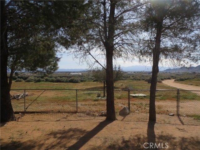 16928 Central Road 4, Apple Valley, CA 92307