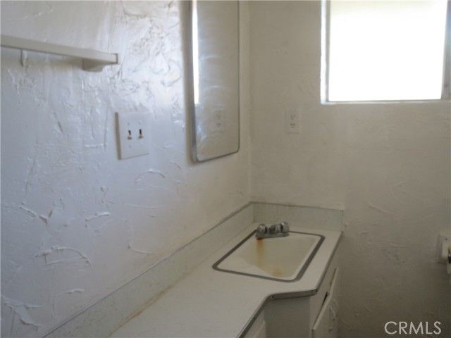 16928 Central Road 4, Apple Valley, CA 92307