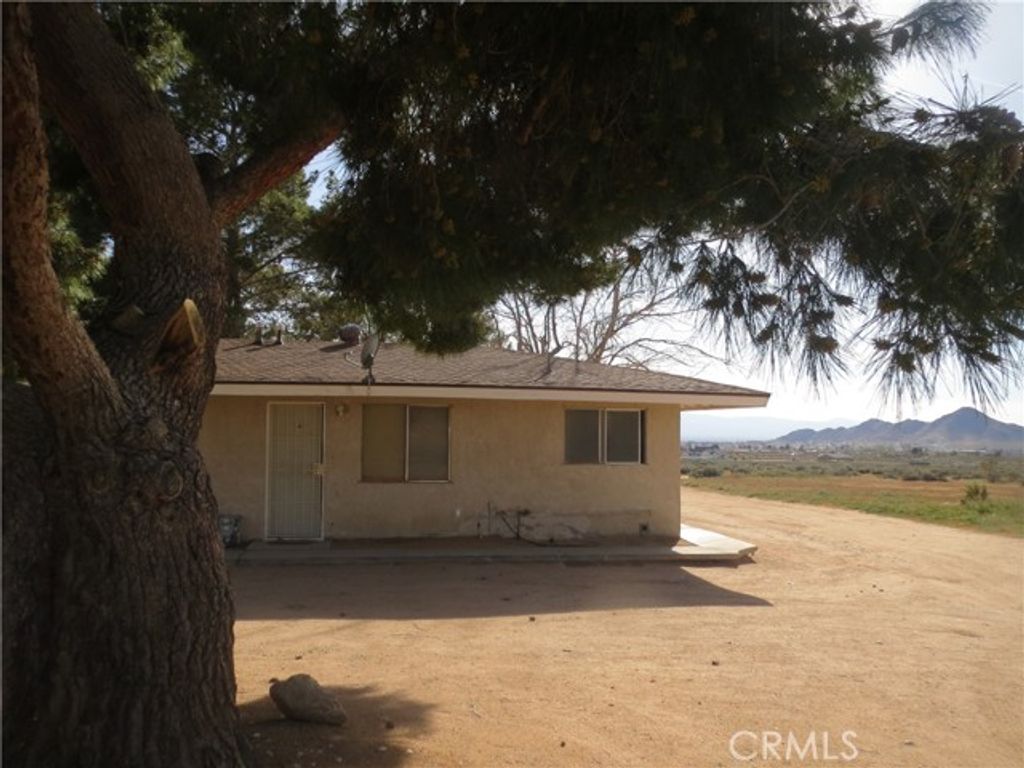 16928 Central Road 4, Apple Valley, CA 92307