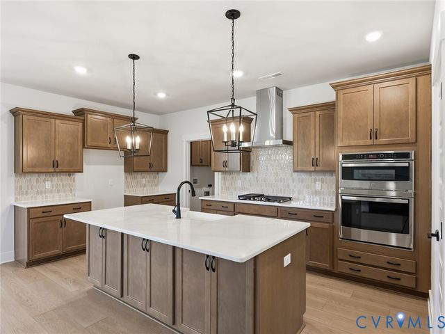 19024 Palisades Rdg, Moseley, VA 23120