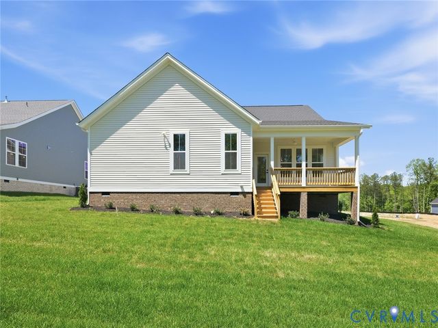 19024 Palisades Rdg, Moseley, VA 23120