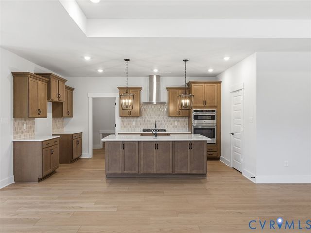 19024 Palisades Rdg, Moseley, VA 23120