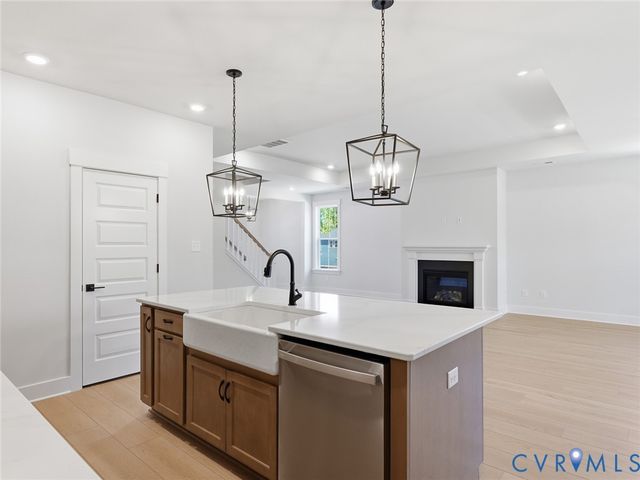 19024 Palisades Rdg, Moseley, VA 23120