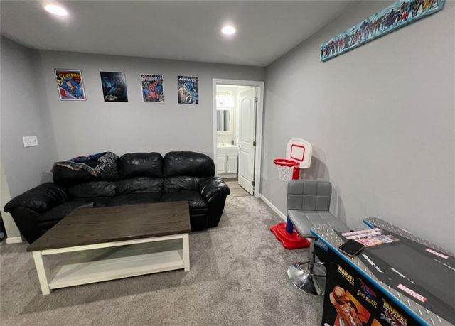 308 E Ottawa Street, Paola, KS 66071