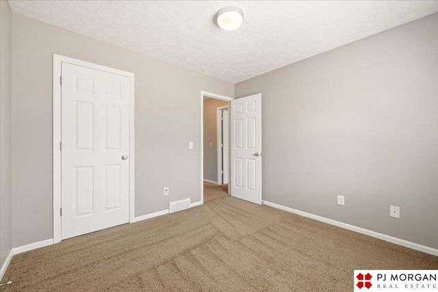 15016 California Circle, Omaha, NE 68154