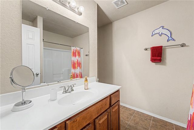 6401 S 50Th Street, Rogers, AR 72758