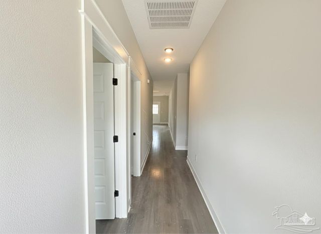 2942 N 14th Ave, Milton, FL 32583