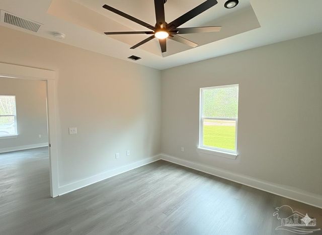 2942 N 14th Ave, Milton, FL 32583