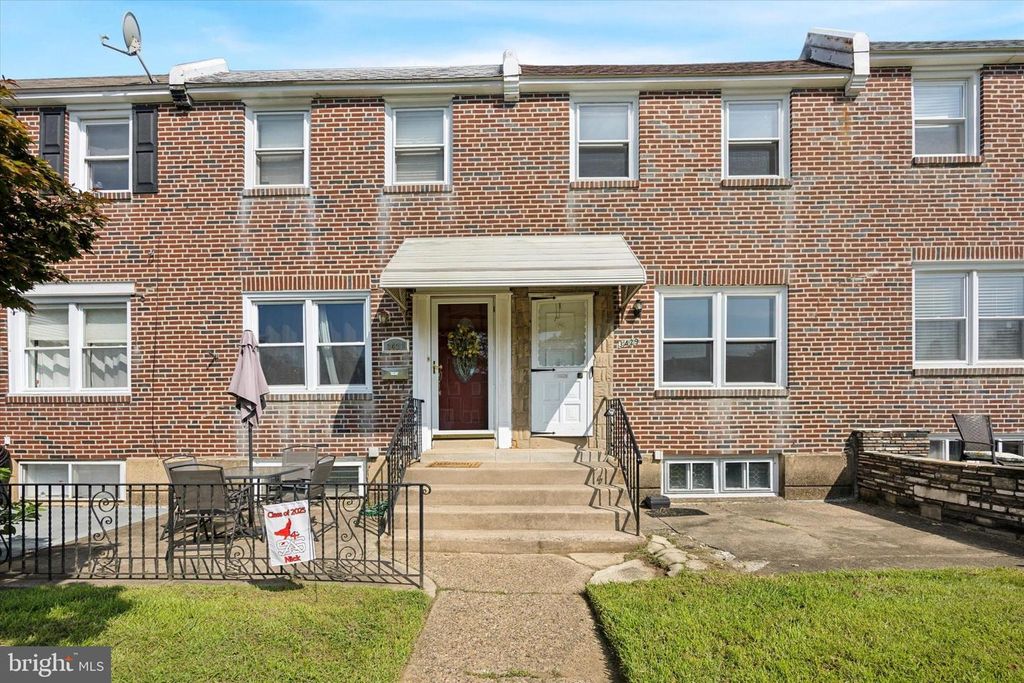 3429 VALLEY GREEN DR, Drexel Hill, PA 19026