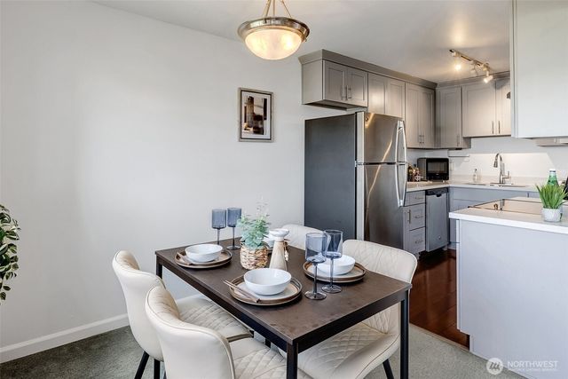 3814 11th Avenue W #Apt 23, Seattle, WA 98119