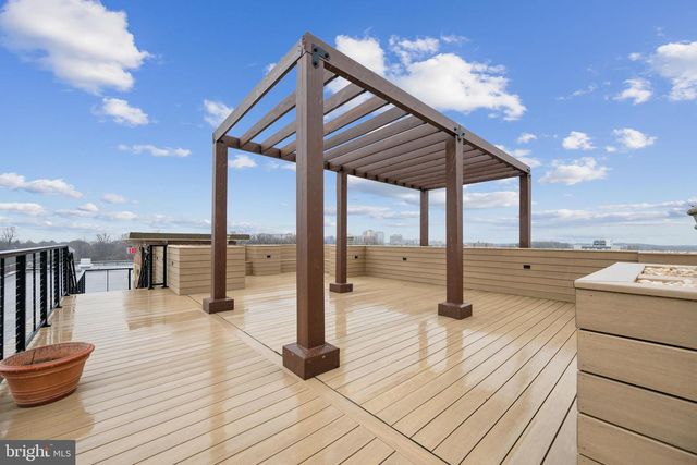 1900 LYTTONSVILLE RD #1017, Silver Spring, MD 20910