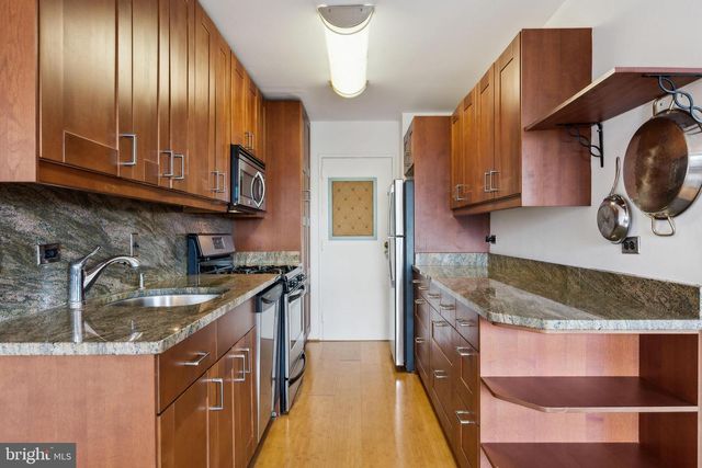 1900 LYTTONSVILLE RD #1017, Silver Spring, MD 20910