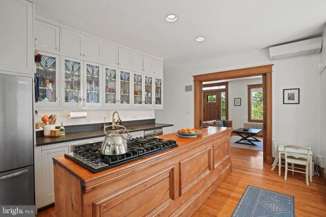 3207 MORRISON ST NW, Washington, DC 20015