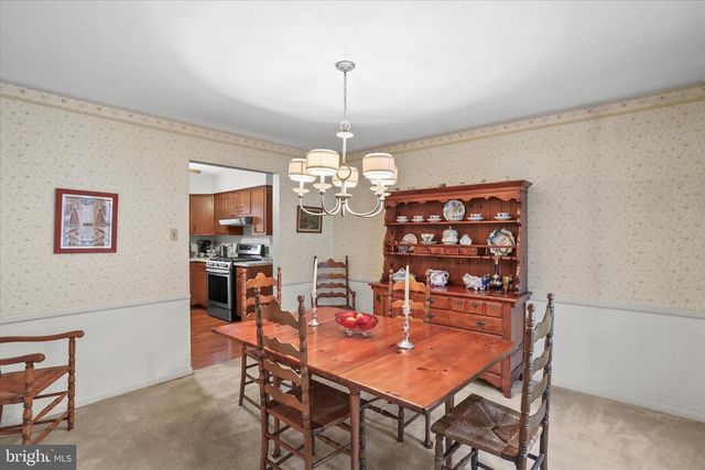 114 LEXINGTON RD, York, PA 17402