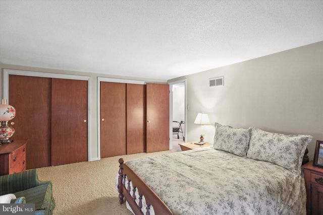 114 LEXINGTON RD, York, PA 17402