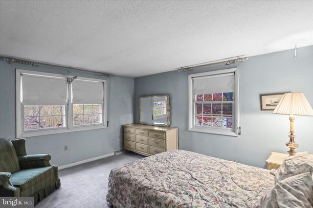 114 LEXINGTON RD, York, PA 17402