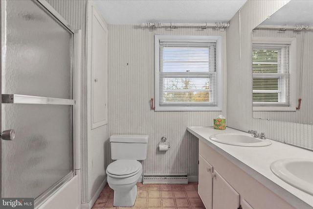 114 LEXINGTON RD, York, PA 17402