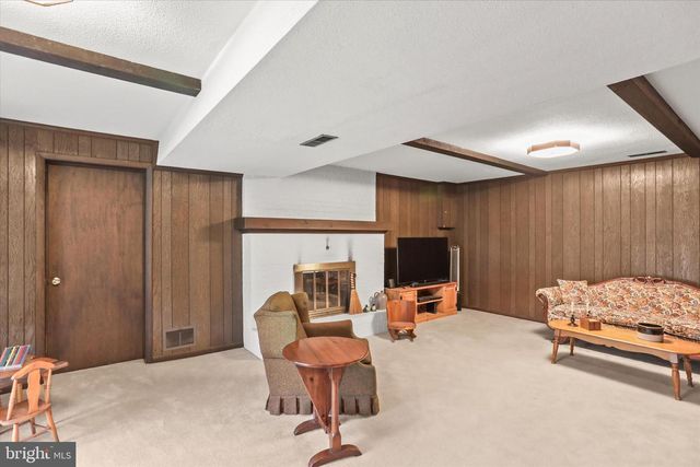 114 LEXINGTON RD, York, PA 17402