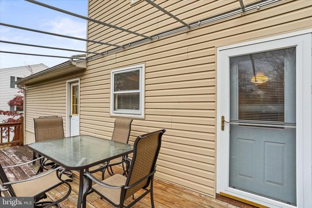 114 LEXINGTON RD, York, PA 17402