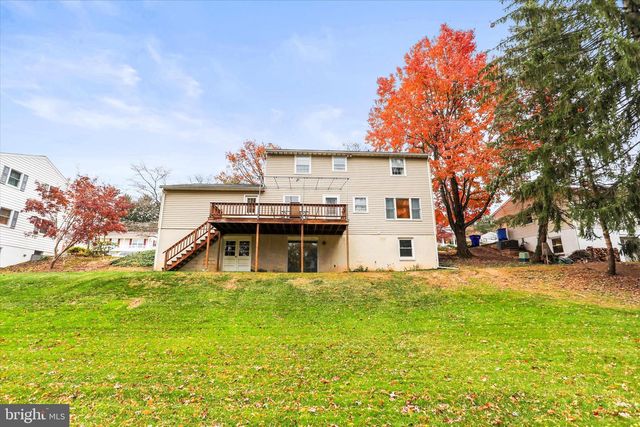 114 LEXINGTON RD, York, PA 17402