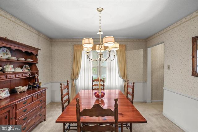 114 LEXINGTON RD, York, PA 17402