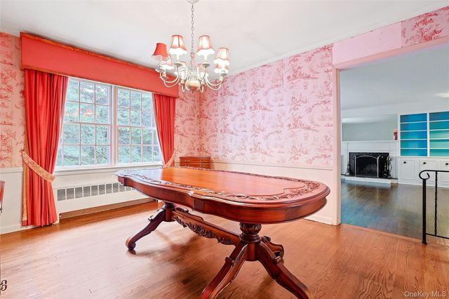 12 E Wheeler Place E, West Nyack, NY 10994