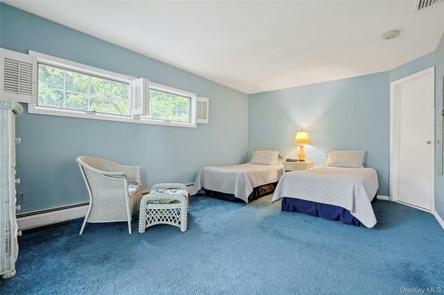 12 E Wheeler Place E, West Nyack, NY 10994