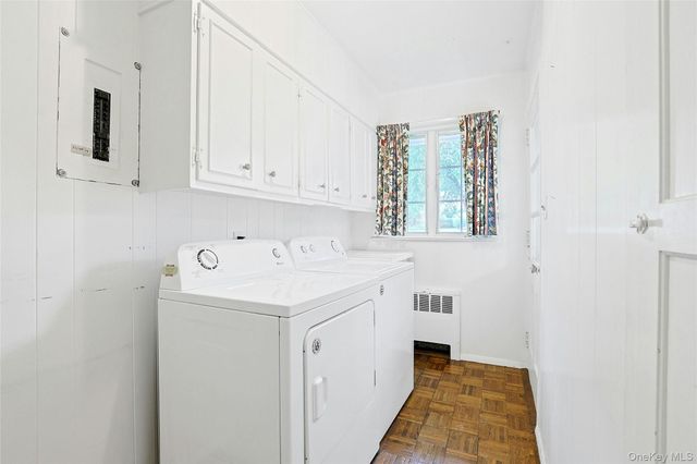 12 E Wheeler Place E, West Nyack, NY 10994