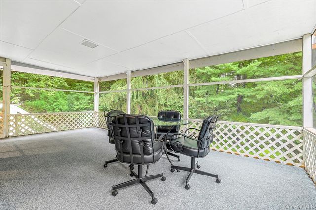 12 E Wheeler Place E, West Nyack, NY 10994