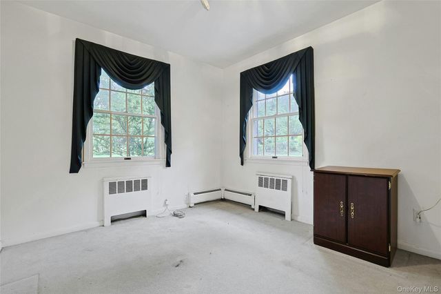 12 E Wheeler Place E, West Nyack, NY 10994
